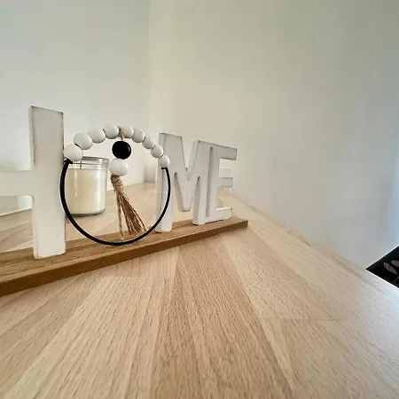 S Poulain T3 Equipe Proche Charleville 公寓