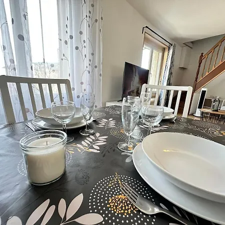 S Poulain T3 Equipe Proche Charleville 公寓